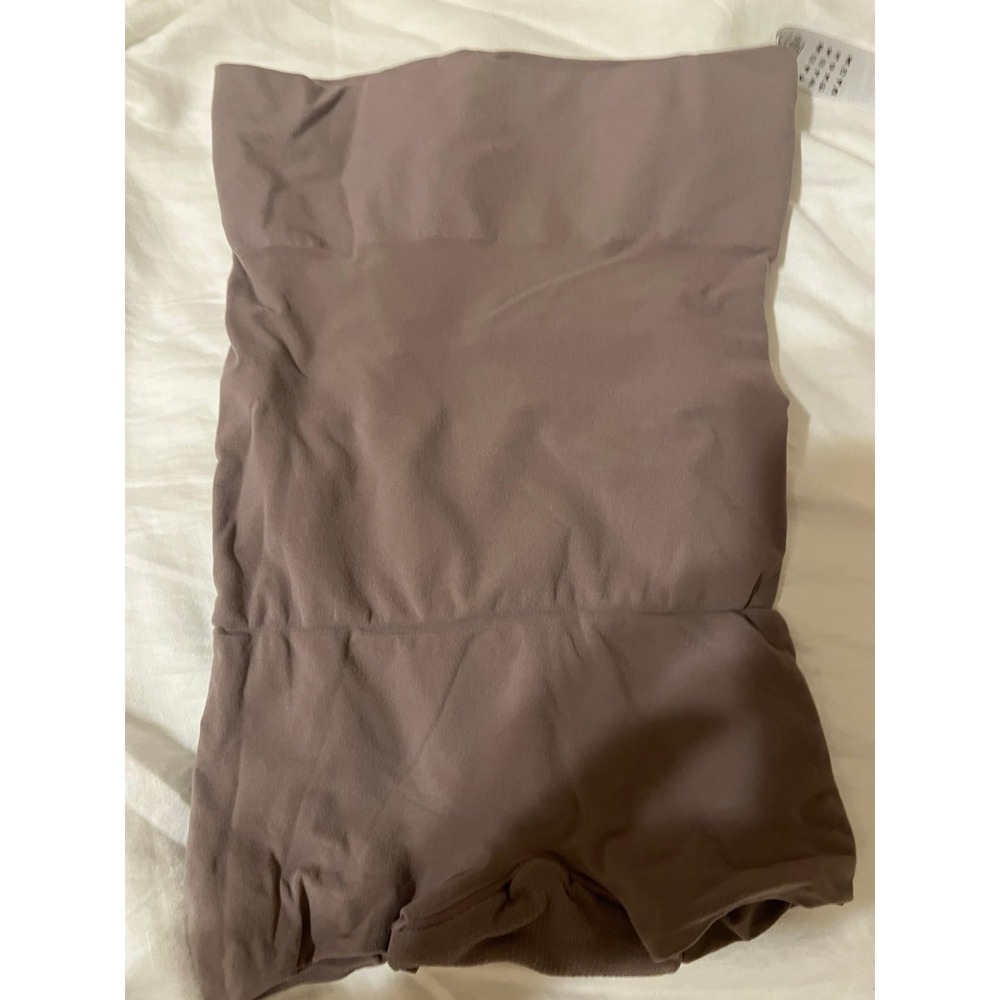 Spanx Womens High Waist Boy Shorts Size M